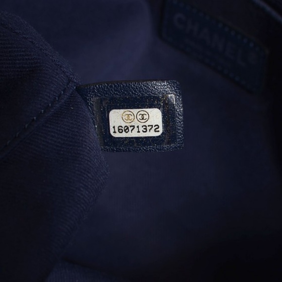 CHANEL Canvas Deauville Small Tote Denim Blue - Picture 7 of 7